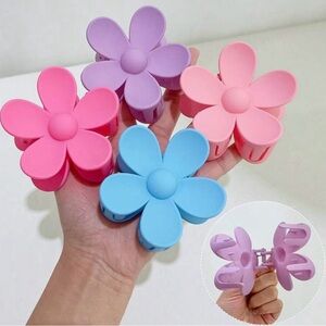 New Set of 4 Colorful Flower Hair Clips for Kids